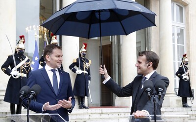 „Ďakujem za jednoduchosť,“ povedal Matovičovi prezident Macron, keď mu vysvetľoval, ako sa nechal ostrihať mladšou dcérkou