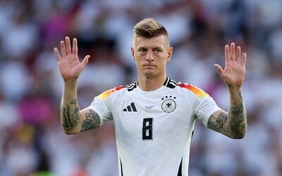 „Do Německa už se nevrátím,“ prohlásil slavný fotbalista. Prý by se bál o dceru