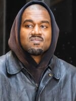 „I became a Nazi.“  Kanye West vydal kontroverzní track, který končí proslovem Adolfa Hitlera