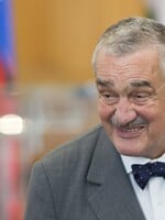 „Je to normální. Nebuďme pokrytci,“ hájí Schwarzenberg Dominika Feriho