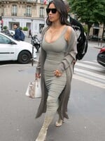 „Kardashianky“ se na největší módní akci už možná nepodívají, i když minulý rok zazářily. Komu jsou trnem v oku?