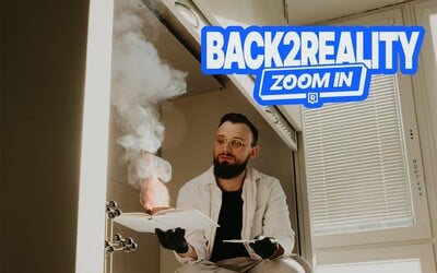 „Keď som stál prvýkrát pred triedou, úplne som zamrzol,“ tvrdí učiteľ Ivan Gábriš, ktorého Forbes zaradil do 30 pod 30
