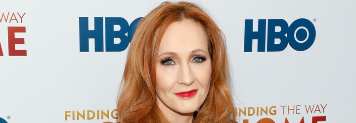 „Má právo vyjadřovat své názory.“ Studio Warner Bros. brání výroky J. K. Rowling o trans lidech