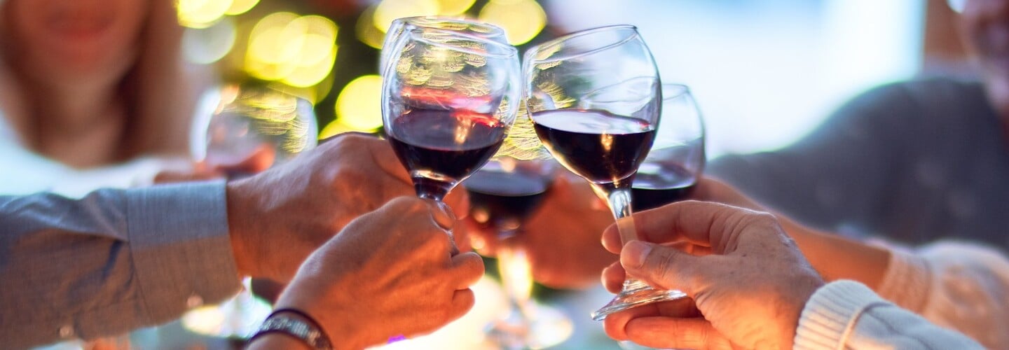 Vianoce sú pre mladých často stres. Miška aj Zuzka čelia single shamingu