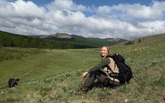 „Mongolci žijí venku, my uvnitř. Vodku používají jako dezinfekci i na zahřátí,“ říká česká greenfluencerka Eliška