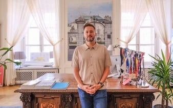 „Parkovanie zadarmo v celom meste je anomália, ktorá už v žiadnom civilizovanom veľkom meste neexistuje,“ hovorí primátor Vallo