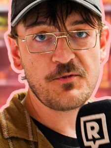 „Poslala mě manželka. Jednou týdně nakupujeme za 4 tisíce.“ Ptali jsme se lidí, kolik utratí za nákupy