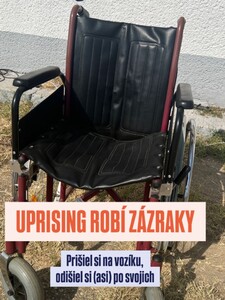 „Prišiel na vozíku, odišiel po svojich.“ Festival Uprising medzi stratami a nálezmi objavil aj invalidný vozík