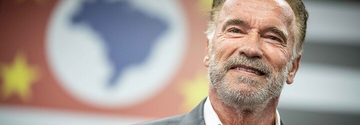 „S*ať na vašu slobodu,“ odkazuje Arnold Schwarzenegger antivaxerom. Ak nenosíš rúško, si podľa neho blbec