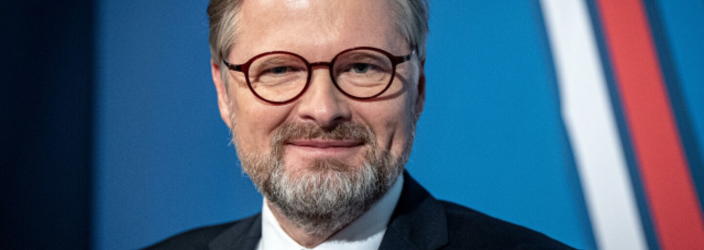 „Jakékoliv násilí nemá v Česku místo, je potřeba ho odsoudit,“ uvedl Petr Fiala
