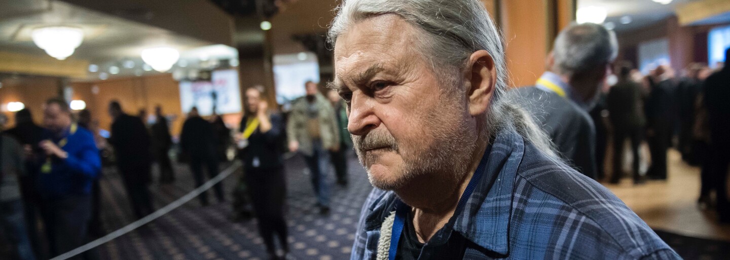 „Nic o tom nevíš, bambulo.“ Zeman řešil kauzu Vrbětice s Ringo Čechem