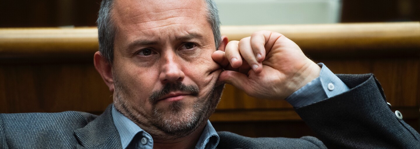 „Súd potvrdil, že Kotleba je neonacista, ĽSNS treba rozpustiť.“ Slovenskí politici reagujú na rozsudok v prípade šekov