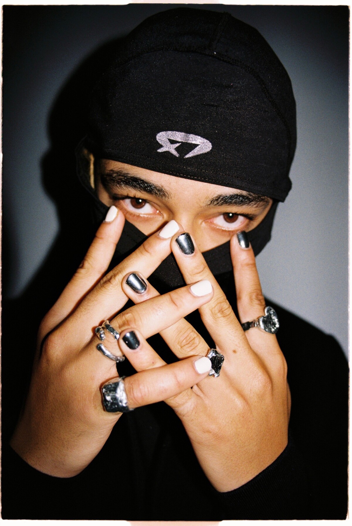 Prvá kolekcia 7EX prsteňov od Nadzemou.