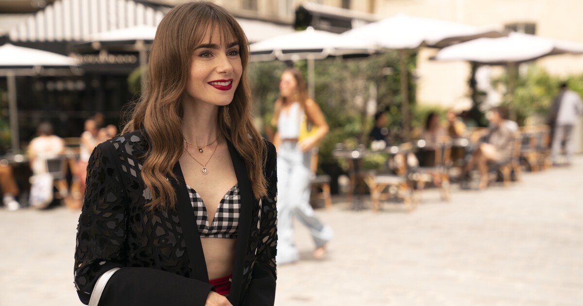 Lily Collins se narodilo miminko. Na svět ho přivedla náhradní matka