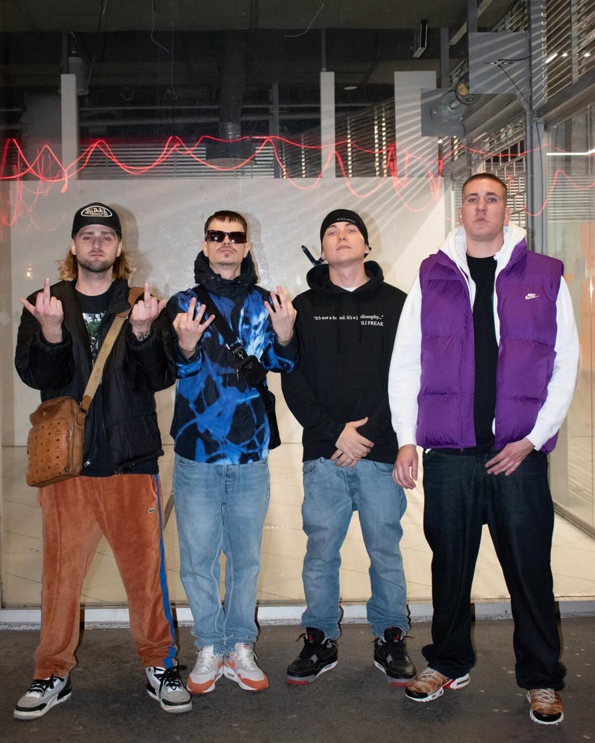 Johny, Smolki, BigSip a Drako