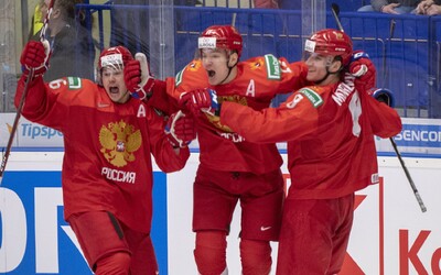 Ruskí fanúšikovia sa tešili z výhry na hokejových majstrovstvách, aj keď prehrali. Zmiatlo ich zlé načasovanie opakovaných záberov z roku 2011.