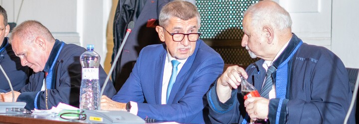 Soud s Babišem: V obžalobě je všechno špatně, jsem nevinen. První soudní den v kauze Čapí hnízdo skončil