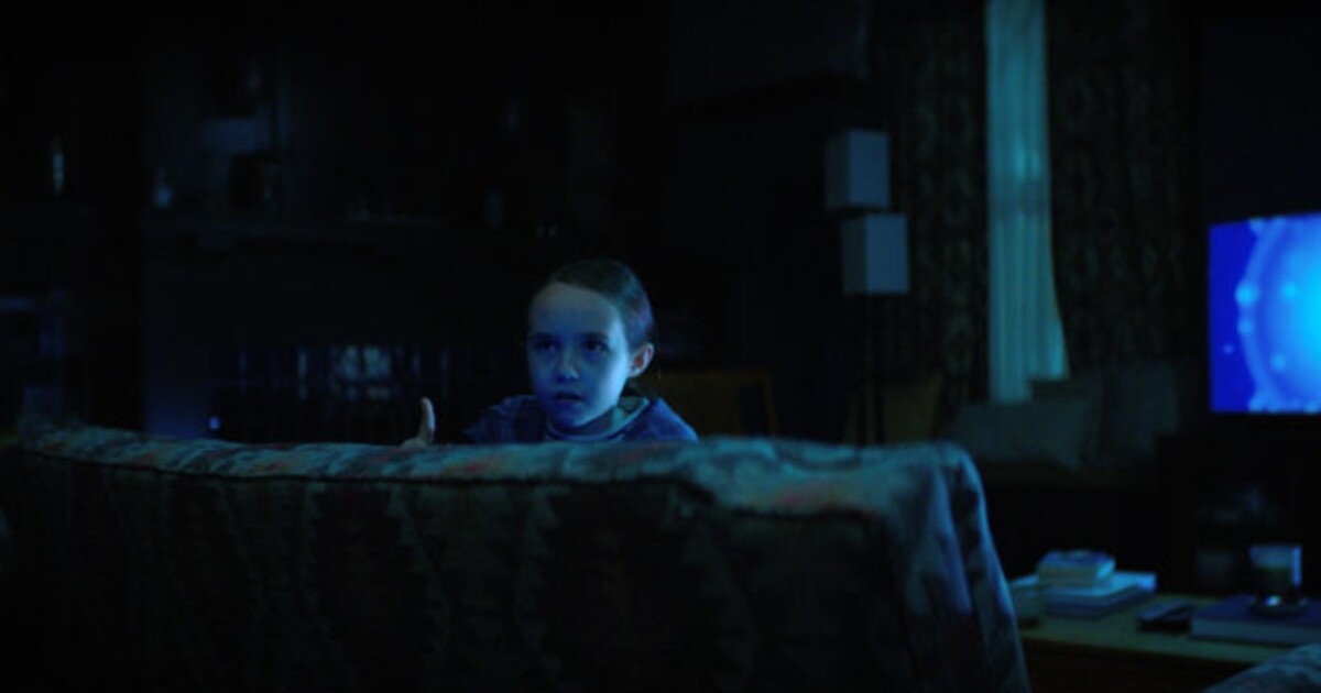 Viděli jsme nového Stephena Kinga. Vyděsí tě v kině Kostlivec, nebo si stačí v noci zhasnout?