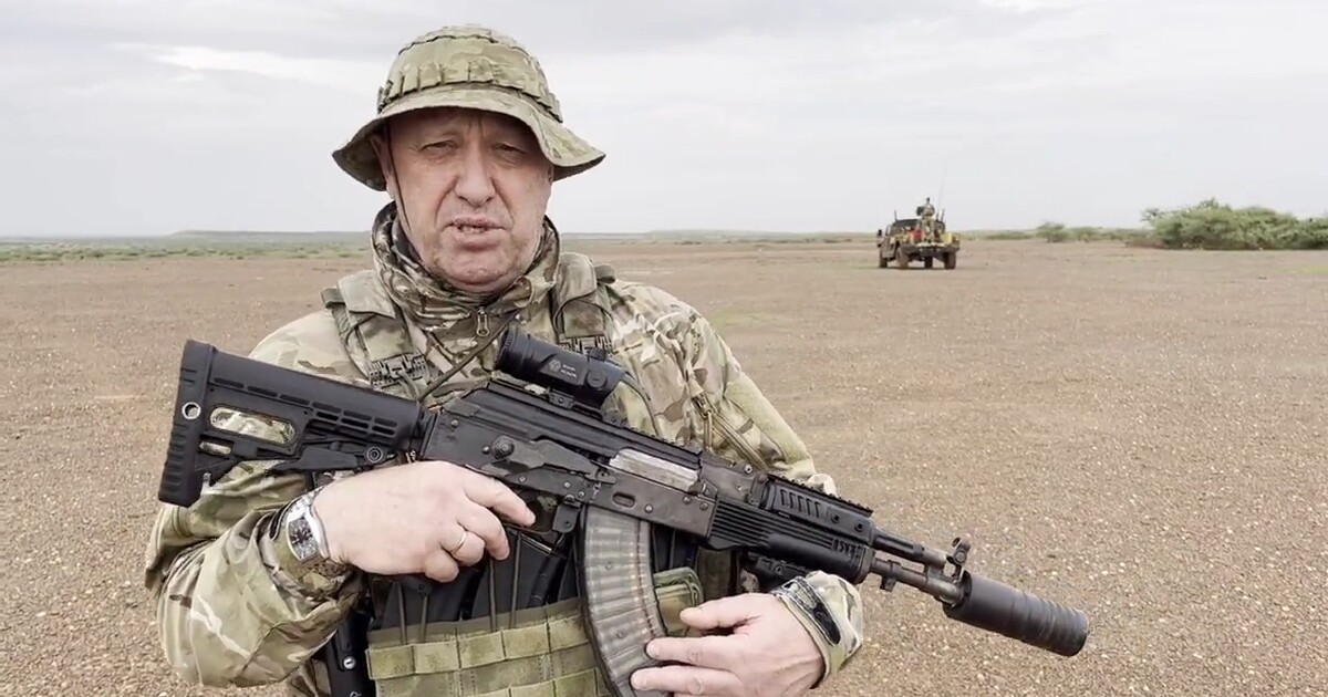 VIDEO: Vysmátý Prigožin zveřejnil první video od neúspěšného převratu v Rusku. V Africe hovoří o slibech, které chce splnit