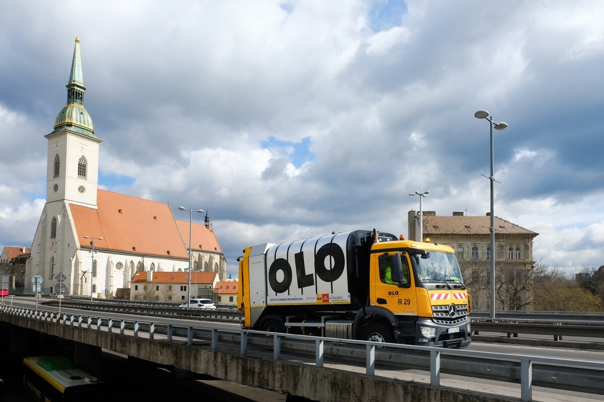 Ilustračné foto: OLO smetiarske auto.