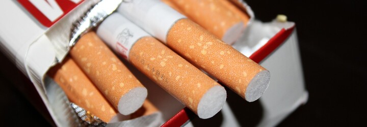 Ceny cigariet od februára opäť výrazne stúpnu. Drahšie budú aj cigary, tabak či Iqos