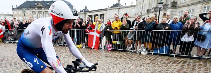 1. etapa Tour de France: prekvapenie hneď na úvod. Individuálnu časovku ovládol Lampaert, Sagan v upršanej Kodani na 140. mieste