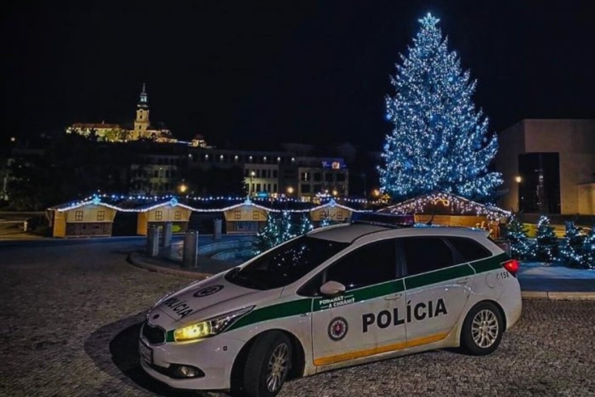 Polícia Vianoce policajti štedrý deň 