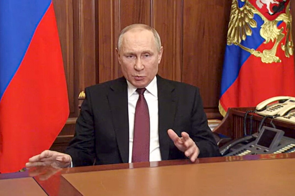 Ruský prezident Vladimir Putin počas prejavu k národu v Moskve vo štvrtok 24. februára 2022. V neohlásenom vystúpení oznámil, že rozhodol o vojenskej operácii na Ukrajine.