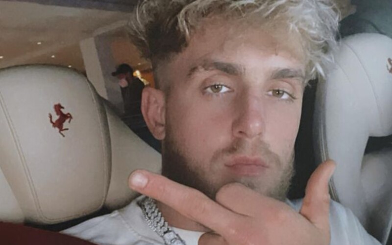 Jake Paul znovu vyzývá Conora McGregora na souboj. „Směšný idiot,“ vynadal mu na revanš šéf UFC Dana White.