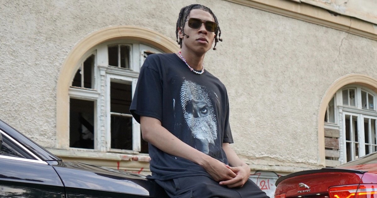 Music je moje manželka, říká Udochi. Český producent s nigerijskými kořeny kryje záda Hard Ricovi, dělal i s Milion+