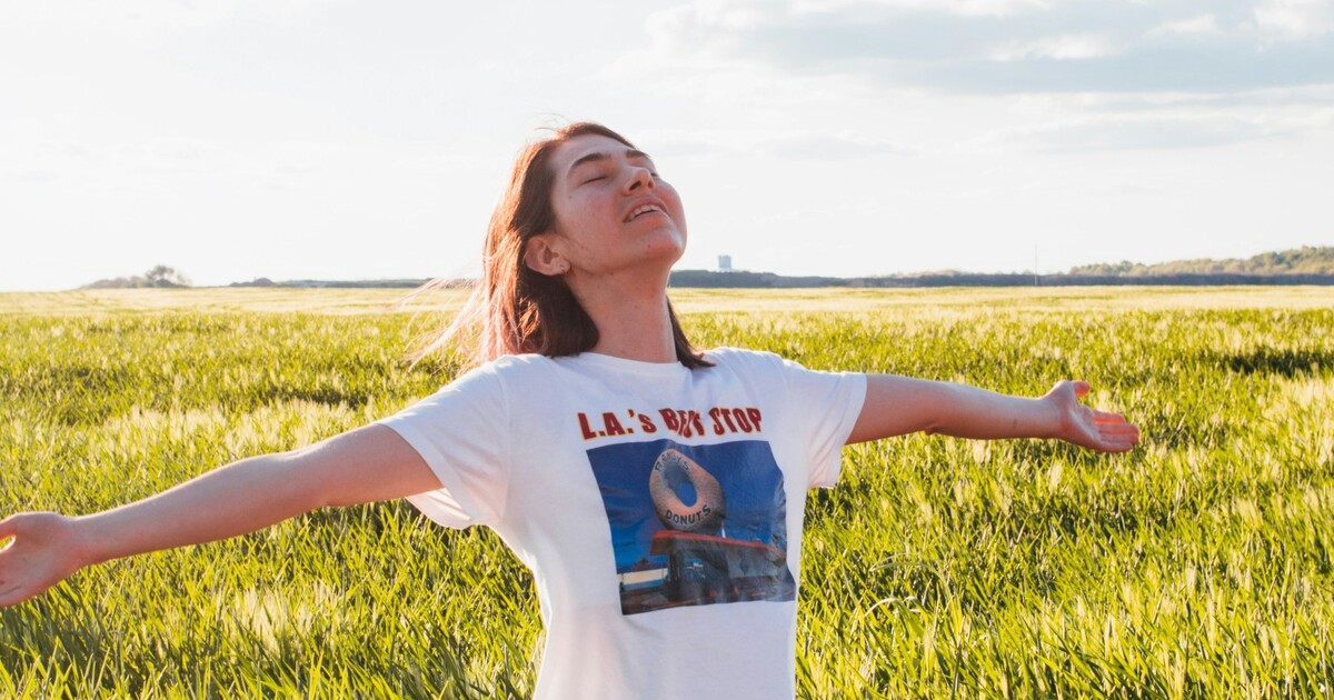 Spánek delší než 9 hodin nebo samota. Podívej se, jaké faktory mohou výrazně ovlivnit délku života