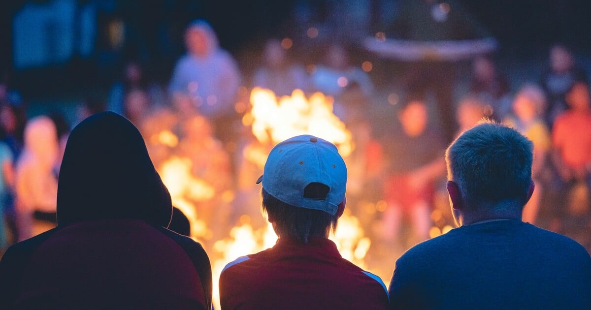 Dětský tábor čelí obviněním ze zneužívání. Zkušenosti sdílely stovky lidí, agentura se ke kauze vyjádřila