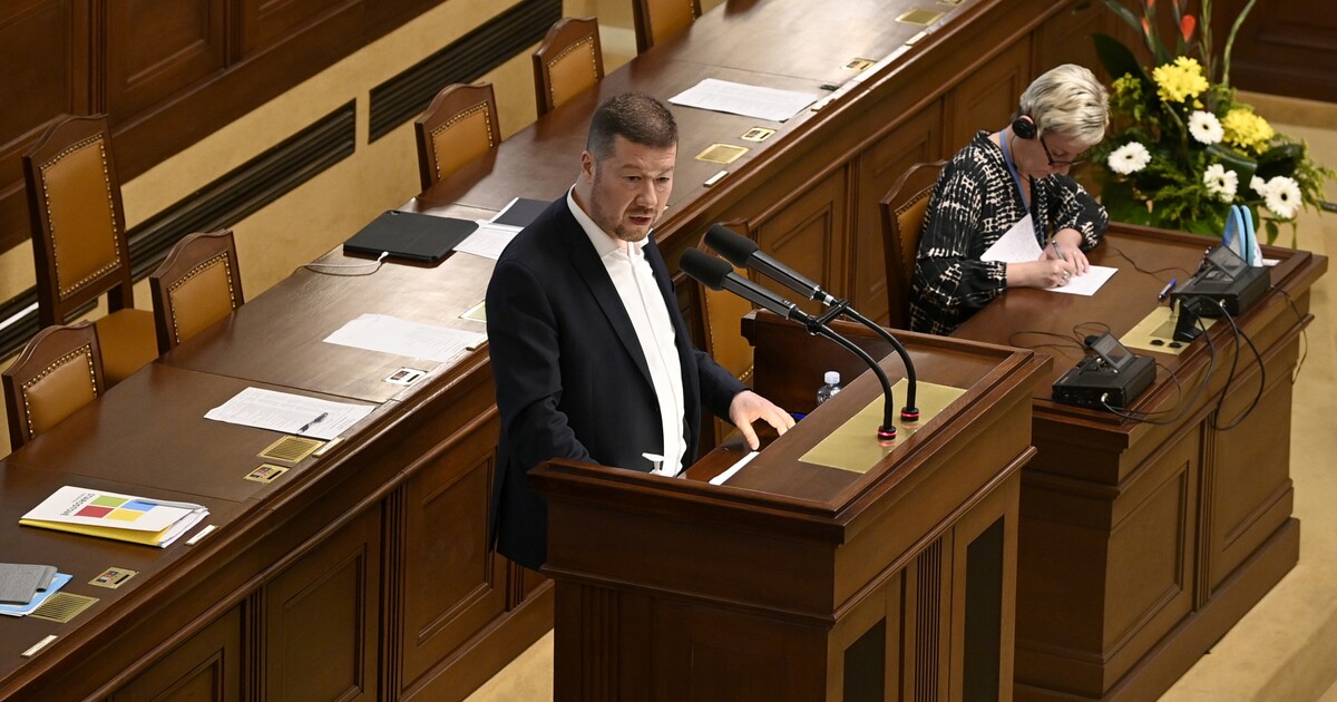 Nové pořádky Tomia Okamury. Zablokoval delegaci k NATO