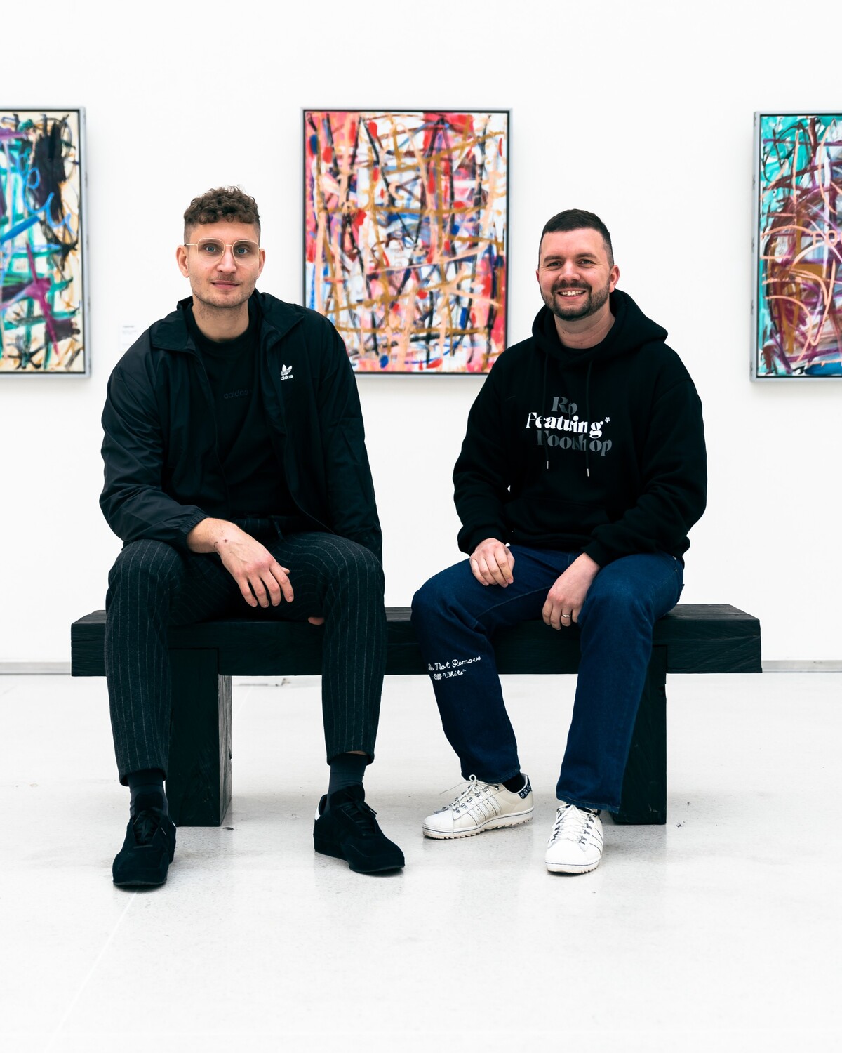 Umělec Martin Lukáč (vlevo) a CEO Footshopu Peter Hajduček (vpravo).