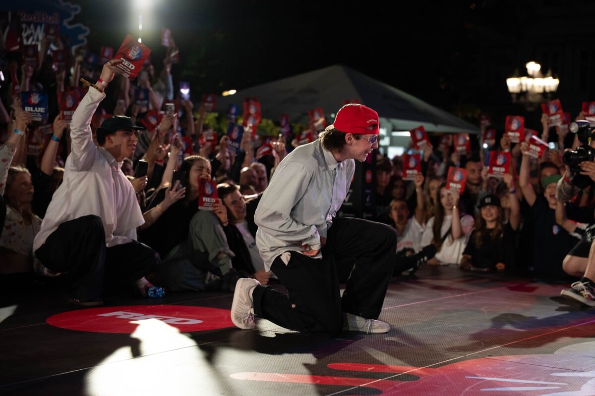 Wavee pri výhre finále Red Bull Dance Your Style 2025 v Košiciach.