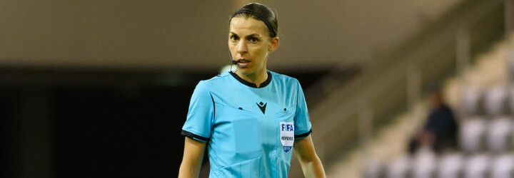 Na mistrovství světa ve fotbale v Kataru budou poprvé mezi rozhodčími i ženy