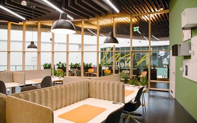 Ikea navrhla nový coworking priestor v bratislavskom nákupnom centre. Je úplne zadarmo, na celom svete sa nachádzajú len dva