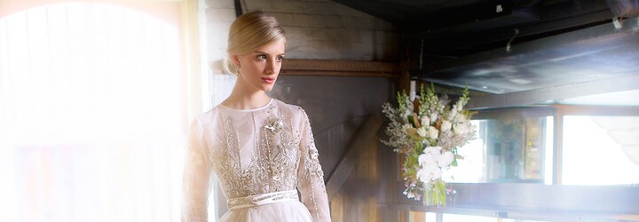 Značka Asos představila kolekci cenově dostupných svatebních šatů