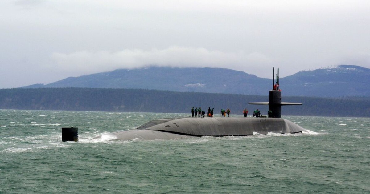 USA přesunuly na Blízký východ ponorku, která dokáže nést rakety Tomahawk. Co tím zamýšlejí?