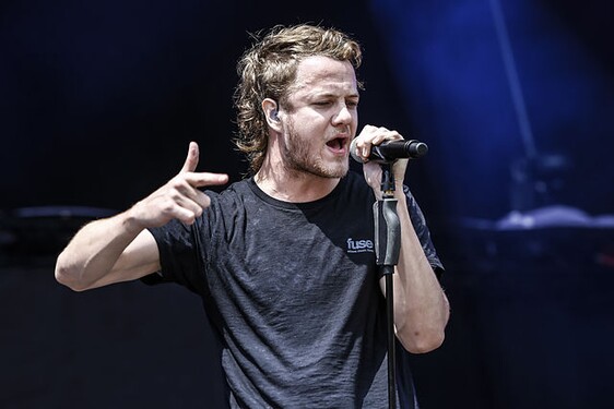 Koľko rokov má spevák Dan Reynolds?