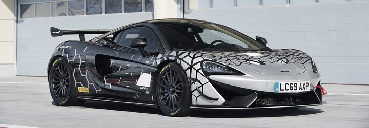 McLaren postavil závodní speciál pro běžné silnice. Je nejvýkonnější svého druhu