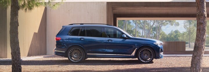 Nová Alpina XB7 so 621-koňovou V8-čkou je pre tých, ktorým klasické BMW X7 nestačí