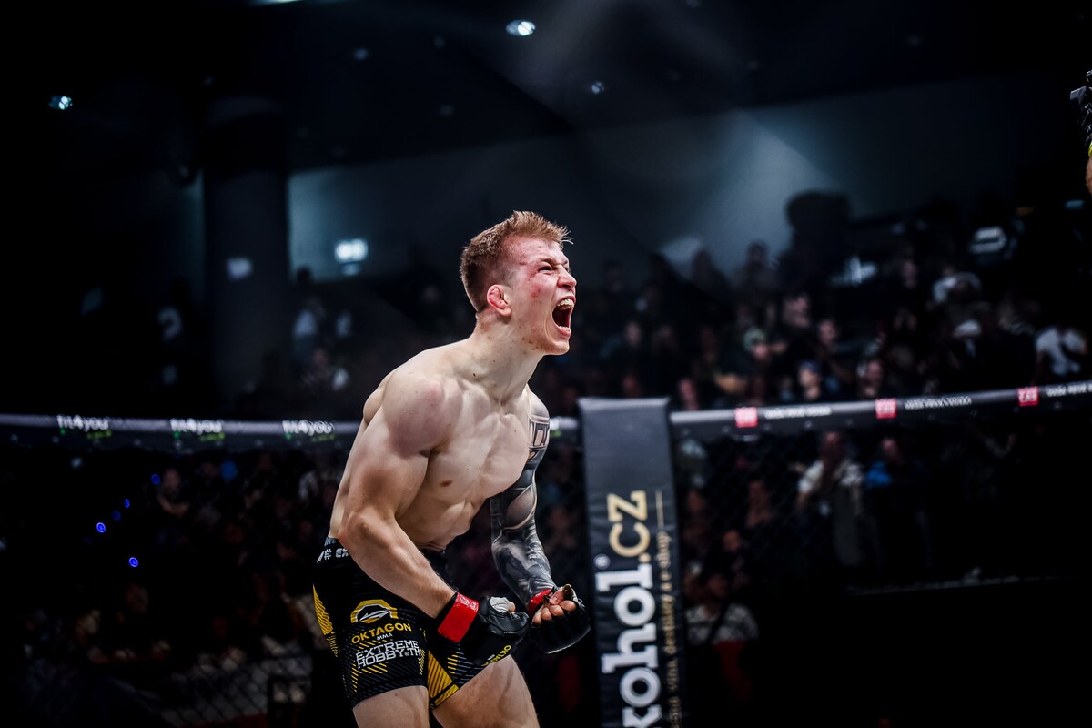 Jakub Tichota OKTAGON MMA