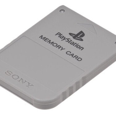 Jakou kapacitu měly oficiální paměťové karty od Sony?