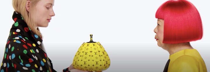 Z 3D bilbordu vystupuje obrovská hlava japonskej umelkyne. Kampaň LV x Jajoi Kusama je vizuálny masterpiece
