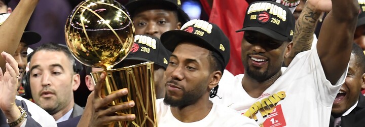 Toronto získava historický prvý titul v NBA, Drake definitívne prelomil svoju kliatbu
