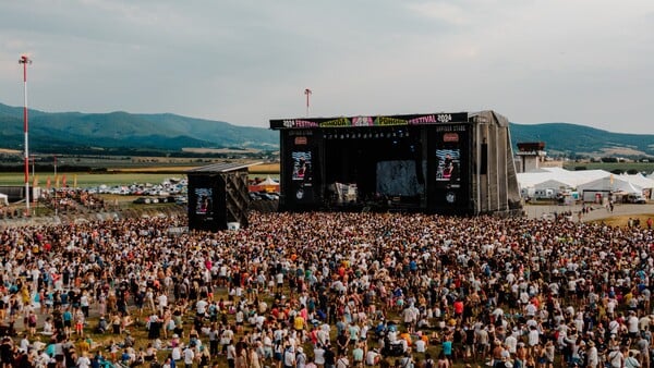 Ktorá slovenská kapela alebo spevák / speváčka oslávi na tohtoročnej Pohode 40. výročie na hudobnej scéne? 