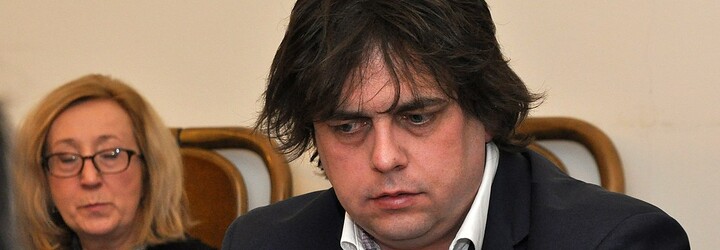 Podmínka pro exposlance Roznera za slova o „neexistujícím pseudokoncentráku“ platí, rozhodl soud