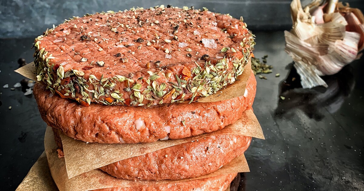 Už žádný netuňák nebo nevejce? Podle úřadu tyto názvy porušují nařízení EU