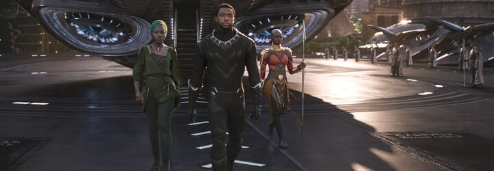 Black Panther sa stáva 3. filmom v histórii kinematografie prekračujúcim hranicu 700 miliónov dolárov zarobených v amerických kinách